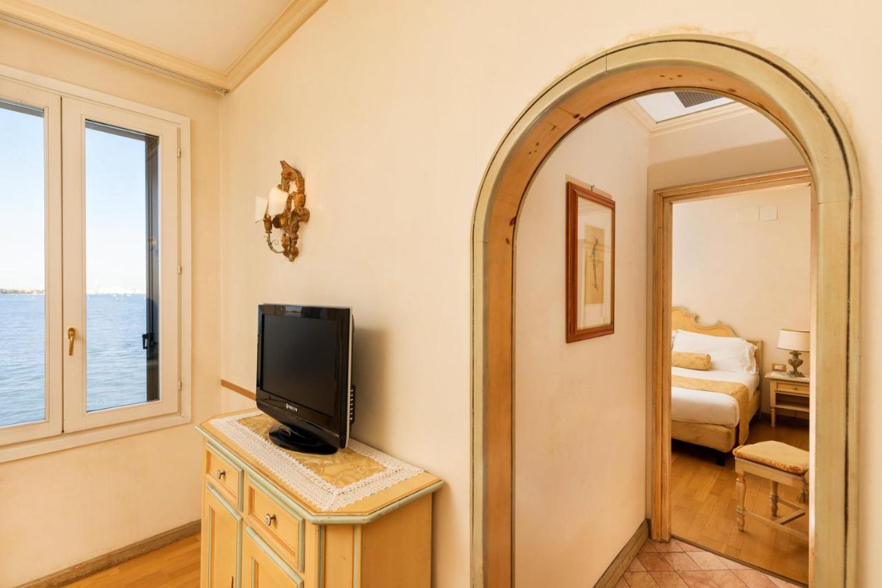 Hotel Villa Laguna Venedik-Lido Dış mekan fotoğraf